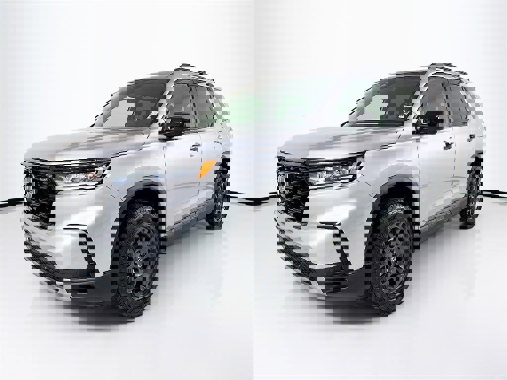 New 2025 Honda Pilot TrailSport image 1