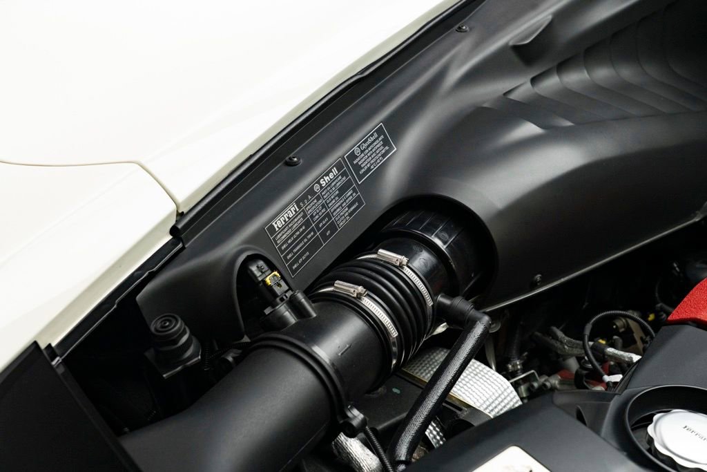 Used 2016 Ferrari 488 GTB RWD image 51