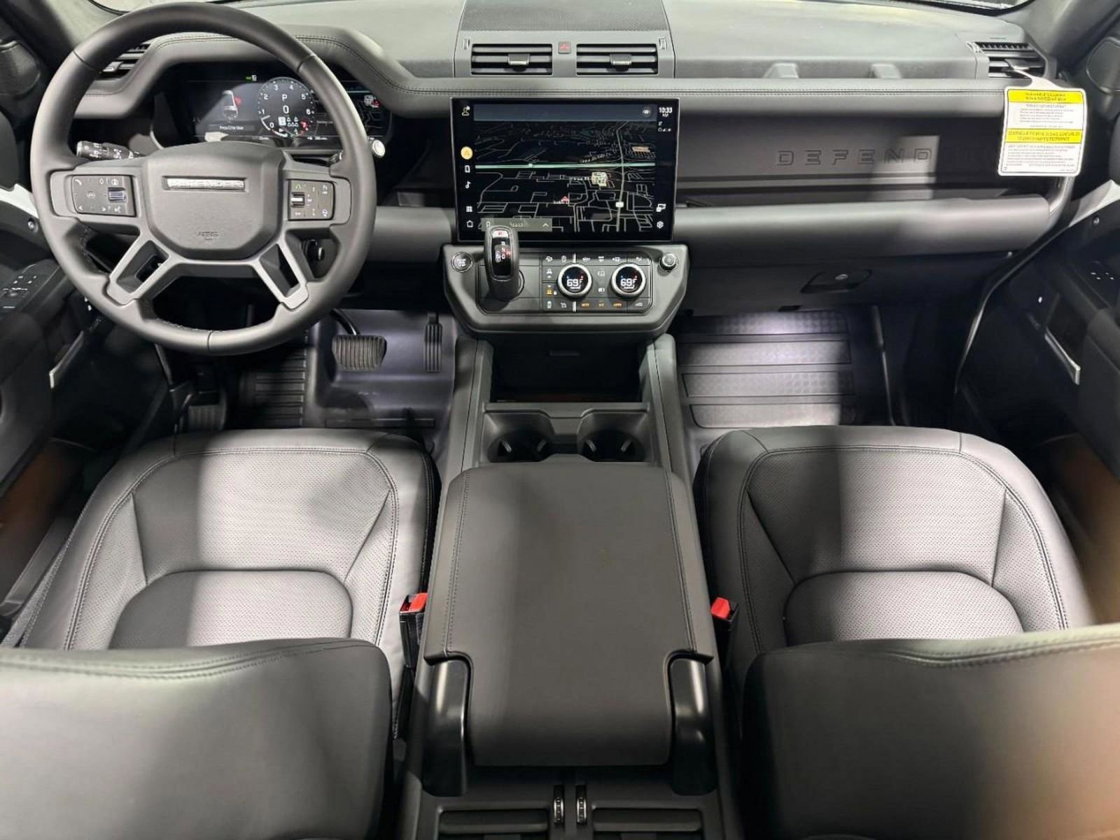 New 2026 Land Rover Defender 130 X-Dynamic SE image 13