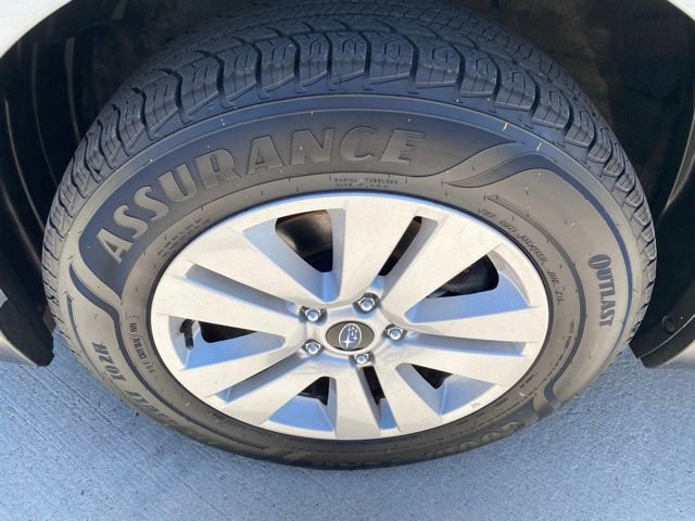 Used 2019 Subaru Outback 2.5i AWD/4WD image 24