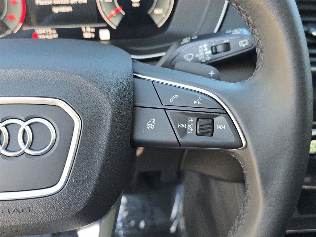 Certified 2025 Audi Q5 2.0T Premium Plus image 21