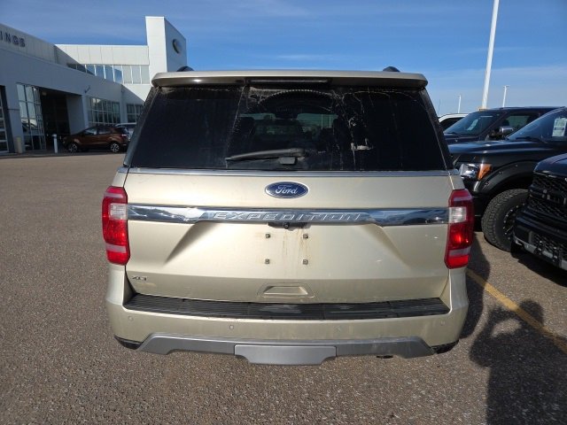 Used 2018 Ford Expedition XLT w/ Equipment Group 202A image 4