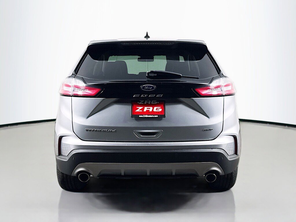Used 2022 Ford Edge Titanium image 4