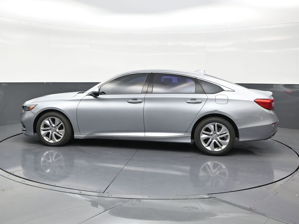 Used 2019 Honda Accord LX image 2