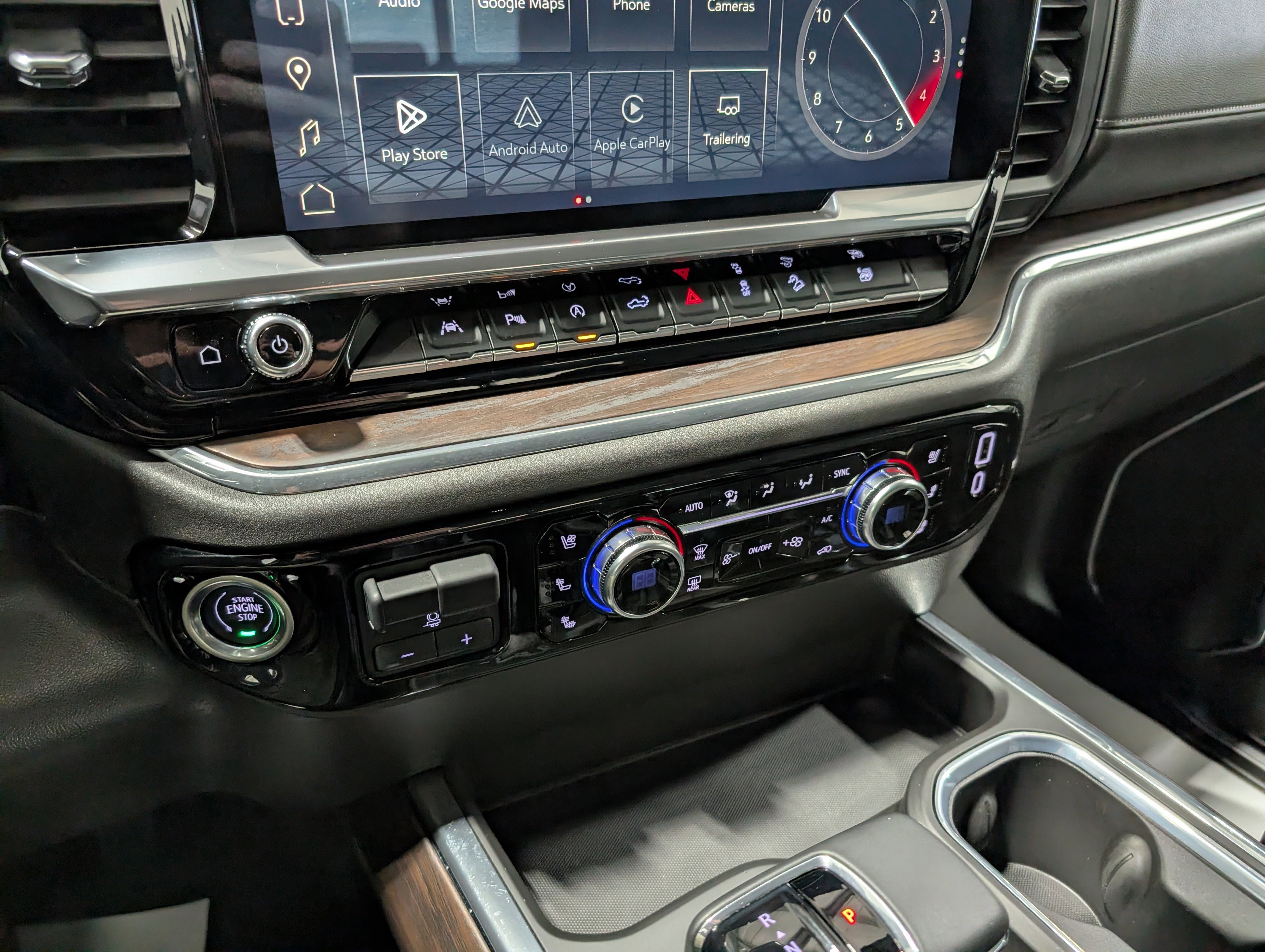 Used 2024 GMC Sierra 1500 SLT w/ SLT Premium Plus Package image 25