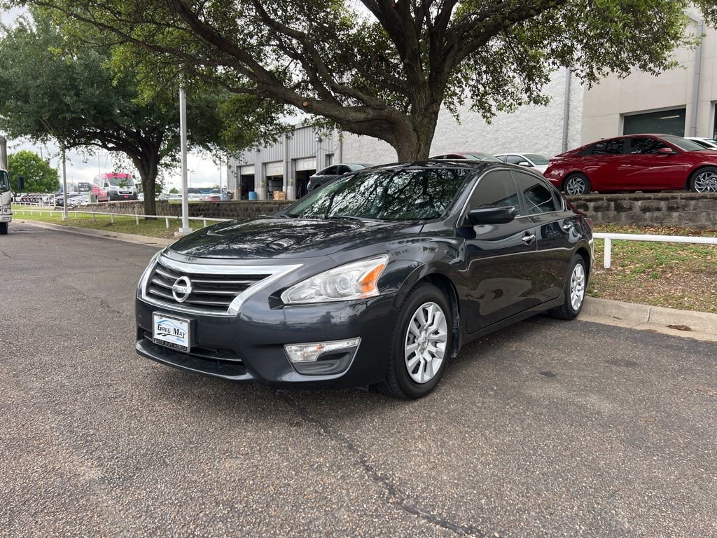 Used 2015 Nissan Altima 2.5 S w/ Power Driver Seat Package image 3