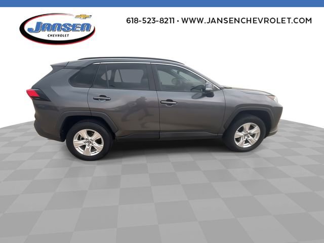 Used 2020 Toyota RAV4 XLE w/ Convenience Package image 9