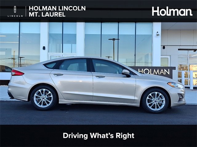 Used 2019 Ford Fusion SE