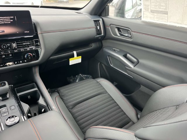 New 2026 Nissan Pathfinder Rock Creek AWD/4WD image 15