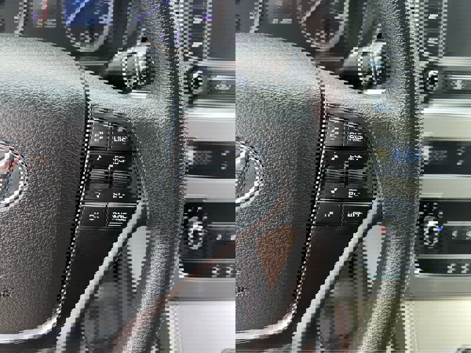 Used 2015 Hyundai Sonata SE w/ Option Group 09 image 32