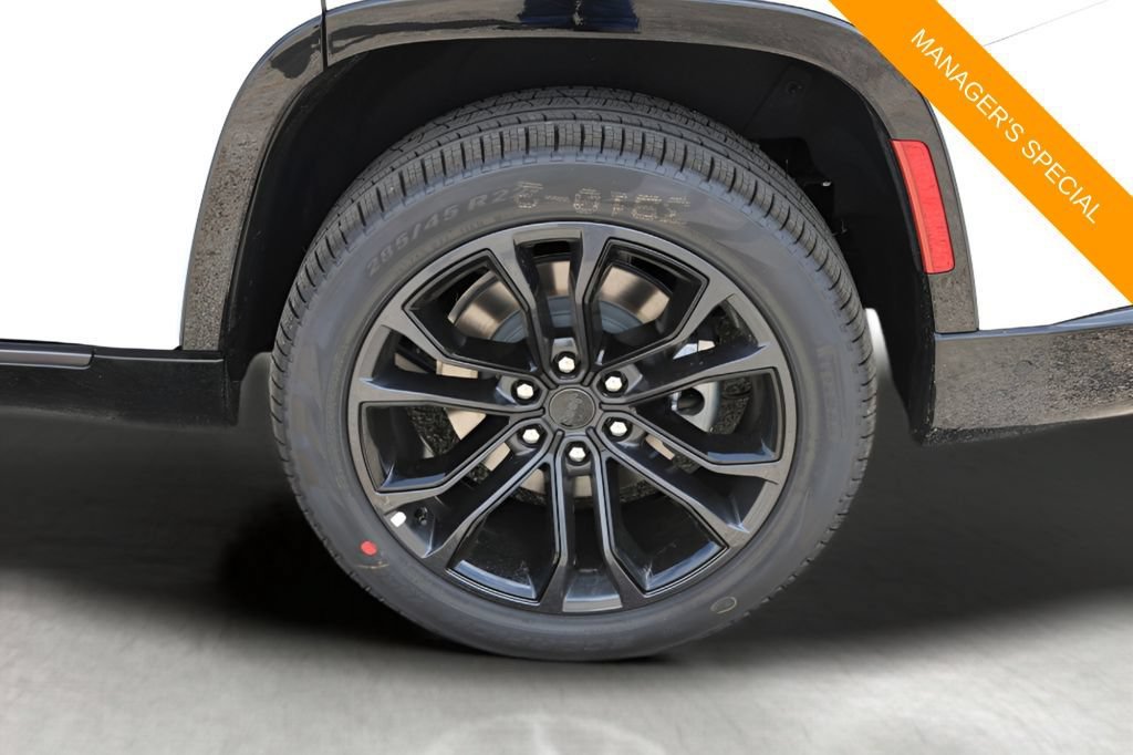 New 2026 Jeep Grand Wagoneer Summit AWD/4WD image 9