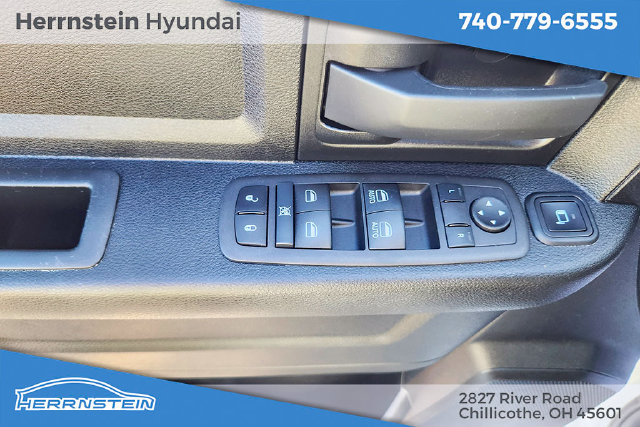 Used 2024 RAM 3500 Tradesman w/ Chrome Appearance Group AWD/4WD image 8