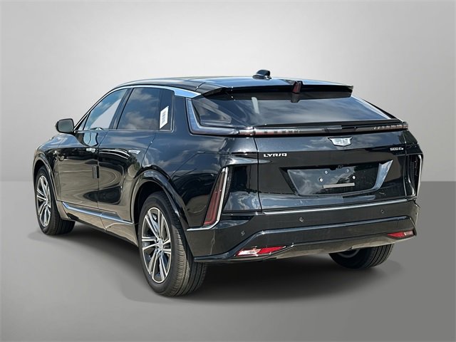 Used 2025 Cadillac Lyriq Luxury image 16
