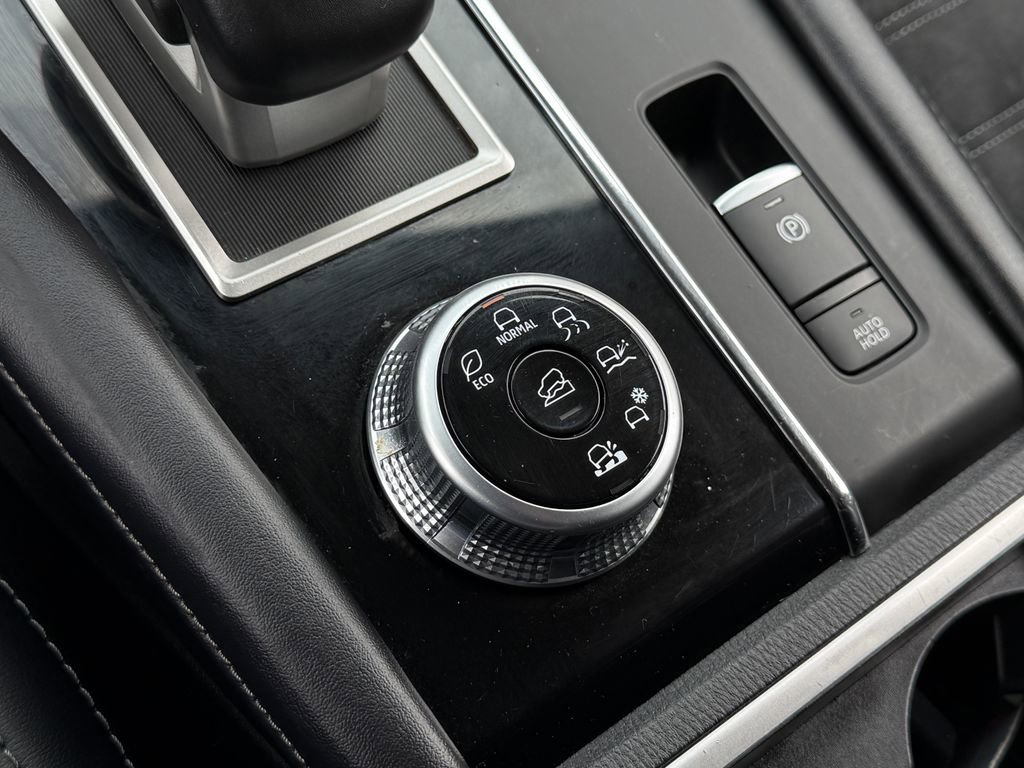 Used 2024 Mitsubishi Outlander SE image 31