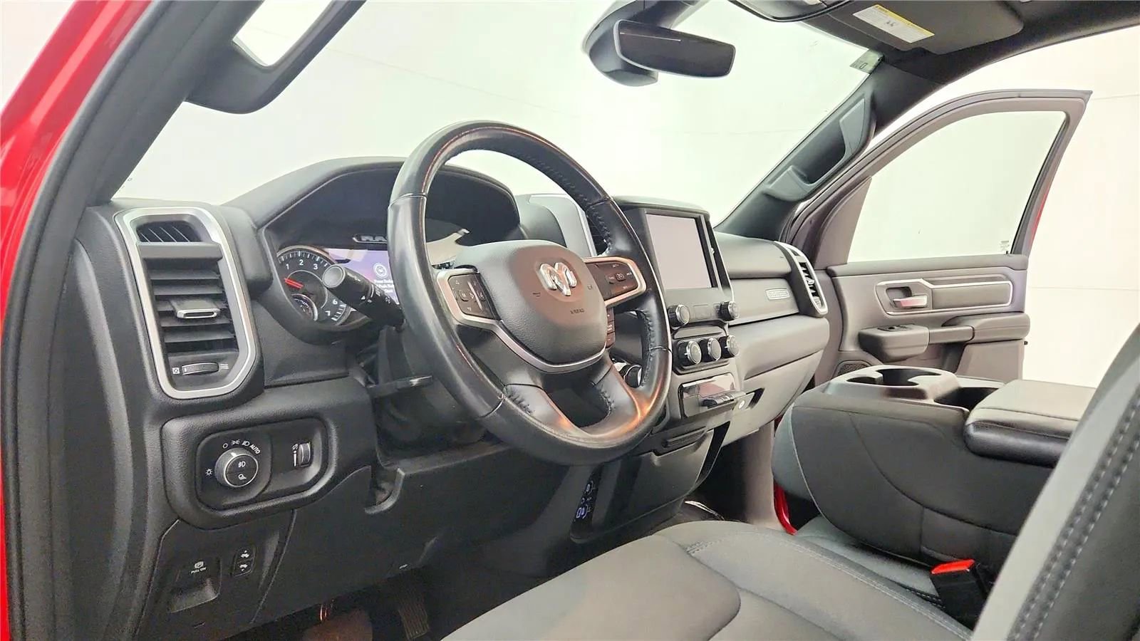 Used 2022 RAM 1500 Big Horn image 22