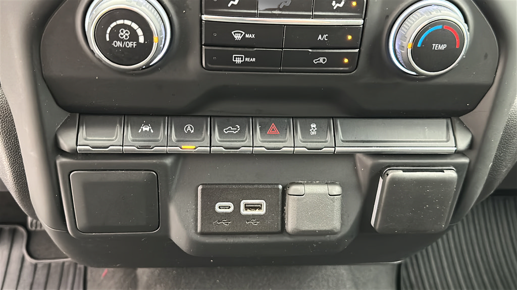 Used 2024 Chevrolet Silverado 1500 Custom AWD/4WD image 21
