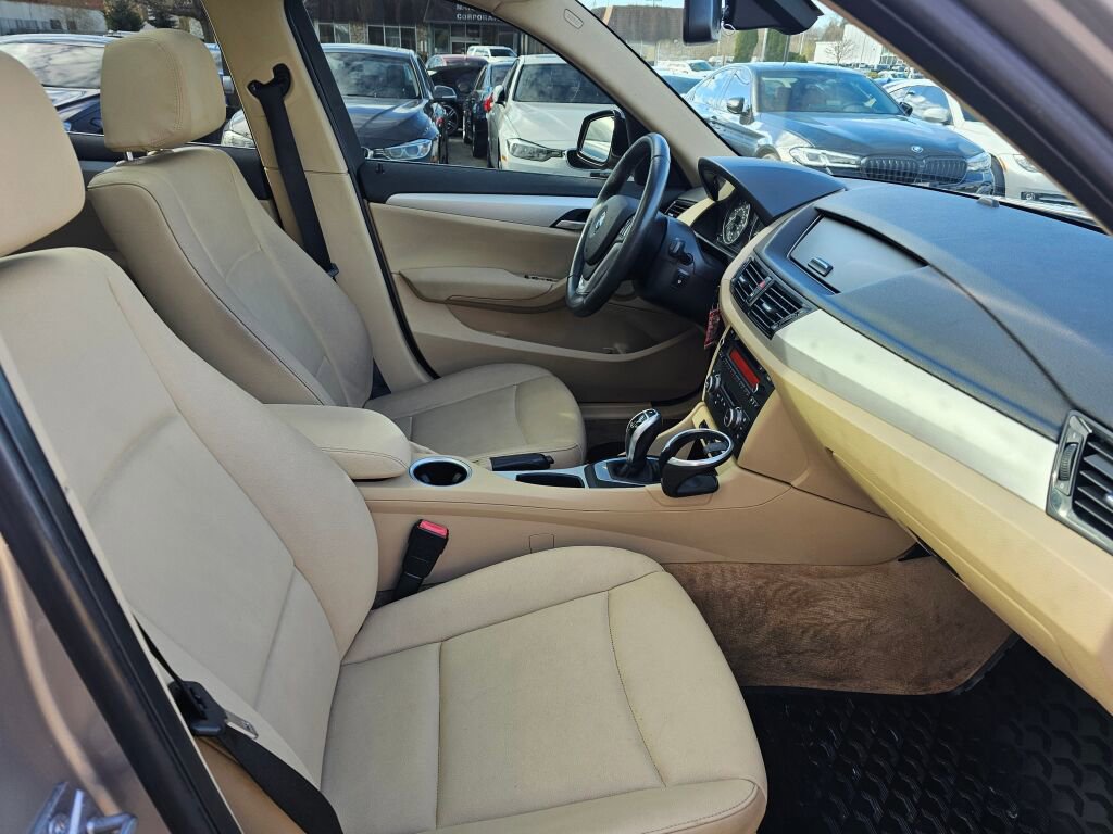 Used 2015 BMW X1 xDrive28i image 10