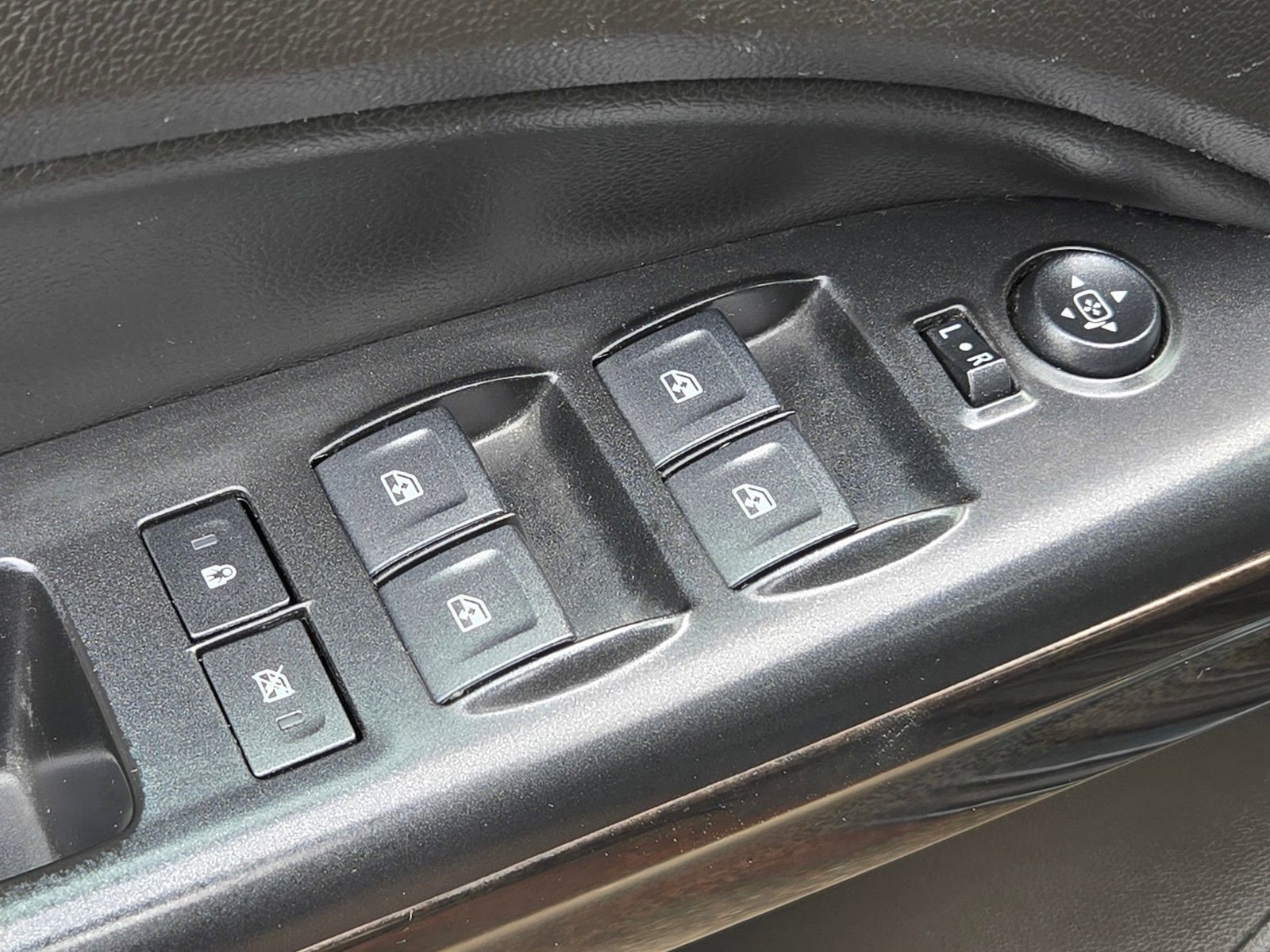 Used 2018 GMC Canyon SLE w/ SLE Convenience Package RWD image 23