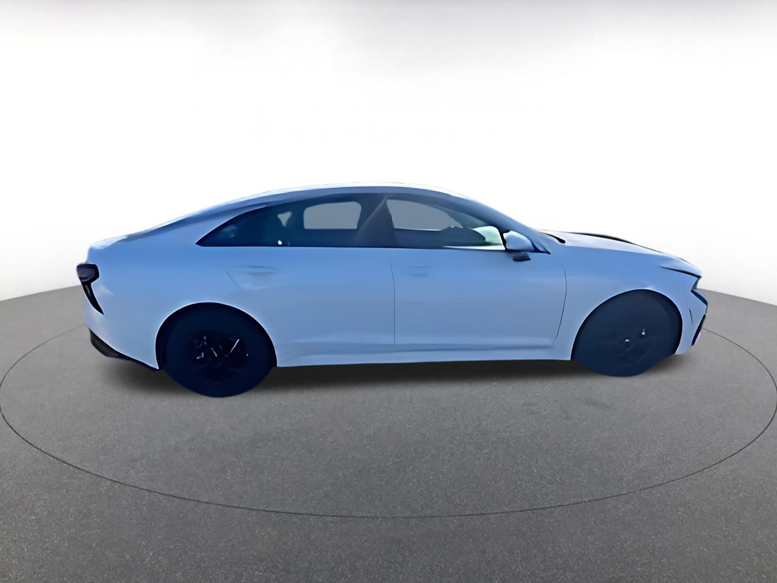 Used 2025 Kia K5 LXS image 10