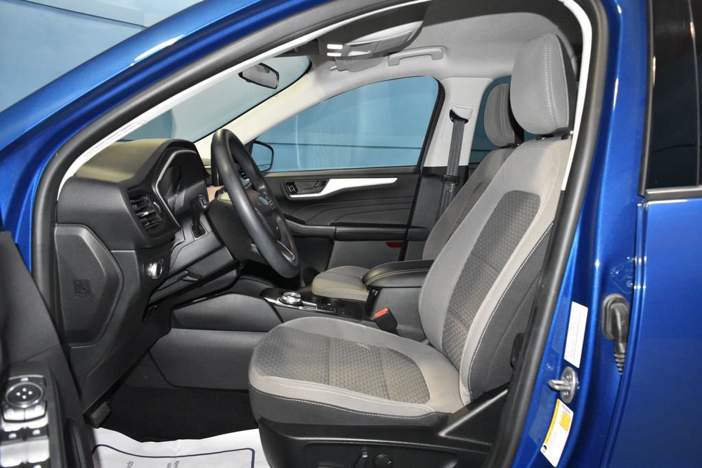 Used 2022 Ford Escape SE image 6