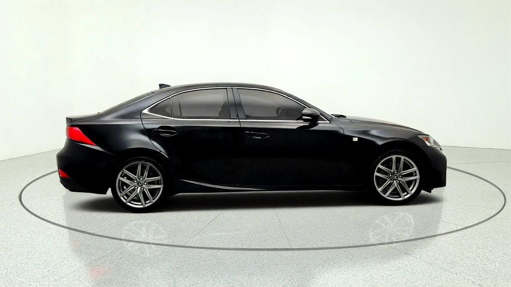 Used 2018 Lexus IS 350 AWD image 4