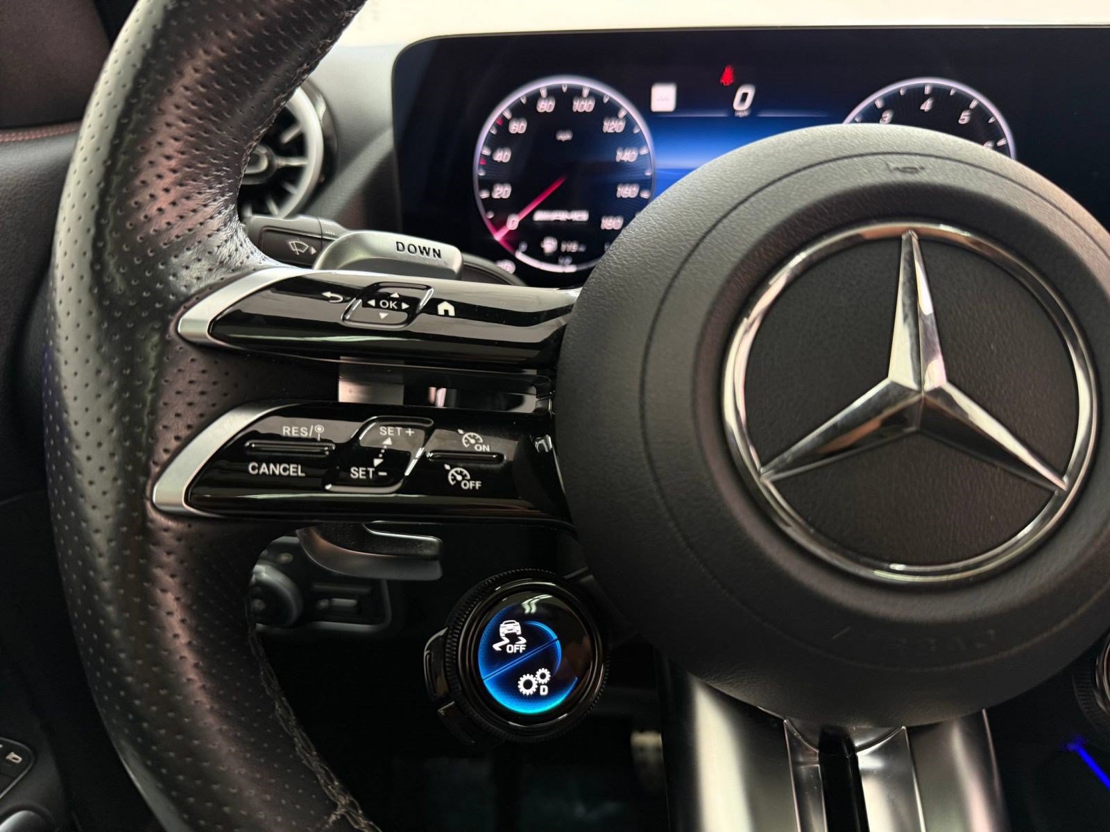 Certified 2024 Mercedes-Benz GLA 35 AMG 4MATIC image 13