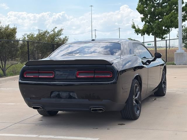 Used 2020 Dodge Challenger SXT w/ Blacktop Package image 9