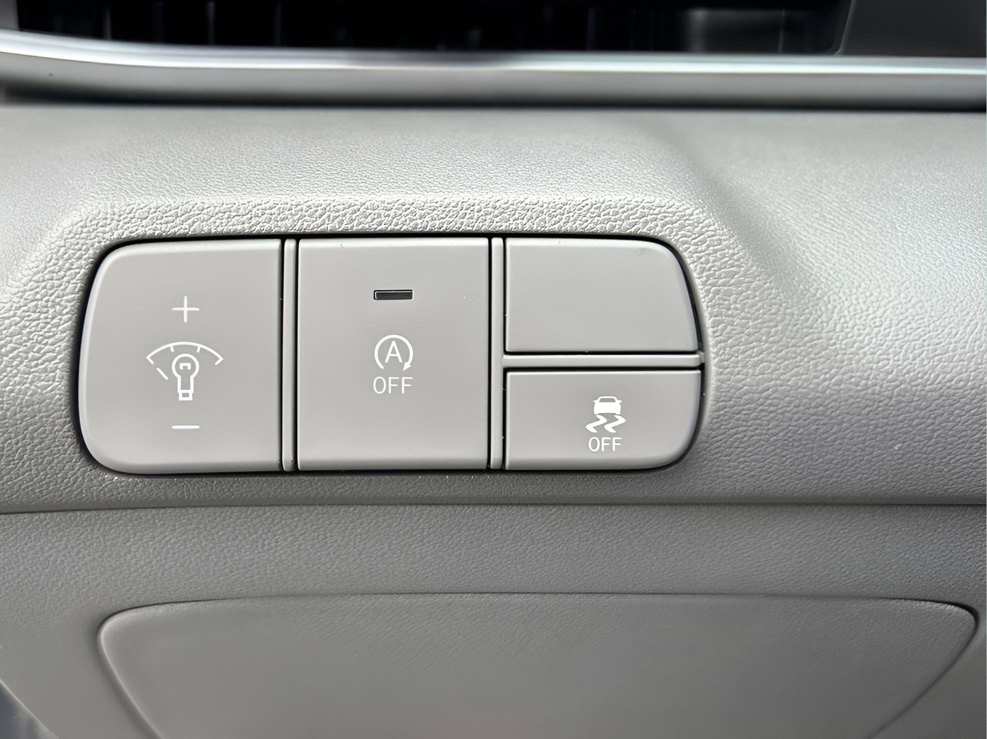 New 2026 Hyundai Elantra SEL Sport Premium FWD image 30