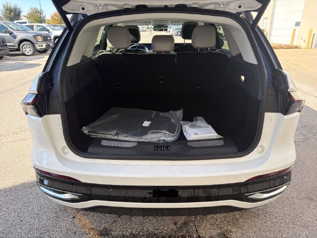 New 2026 Lincoln Nautilus Reserve AWD/4WD image 7