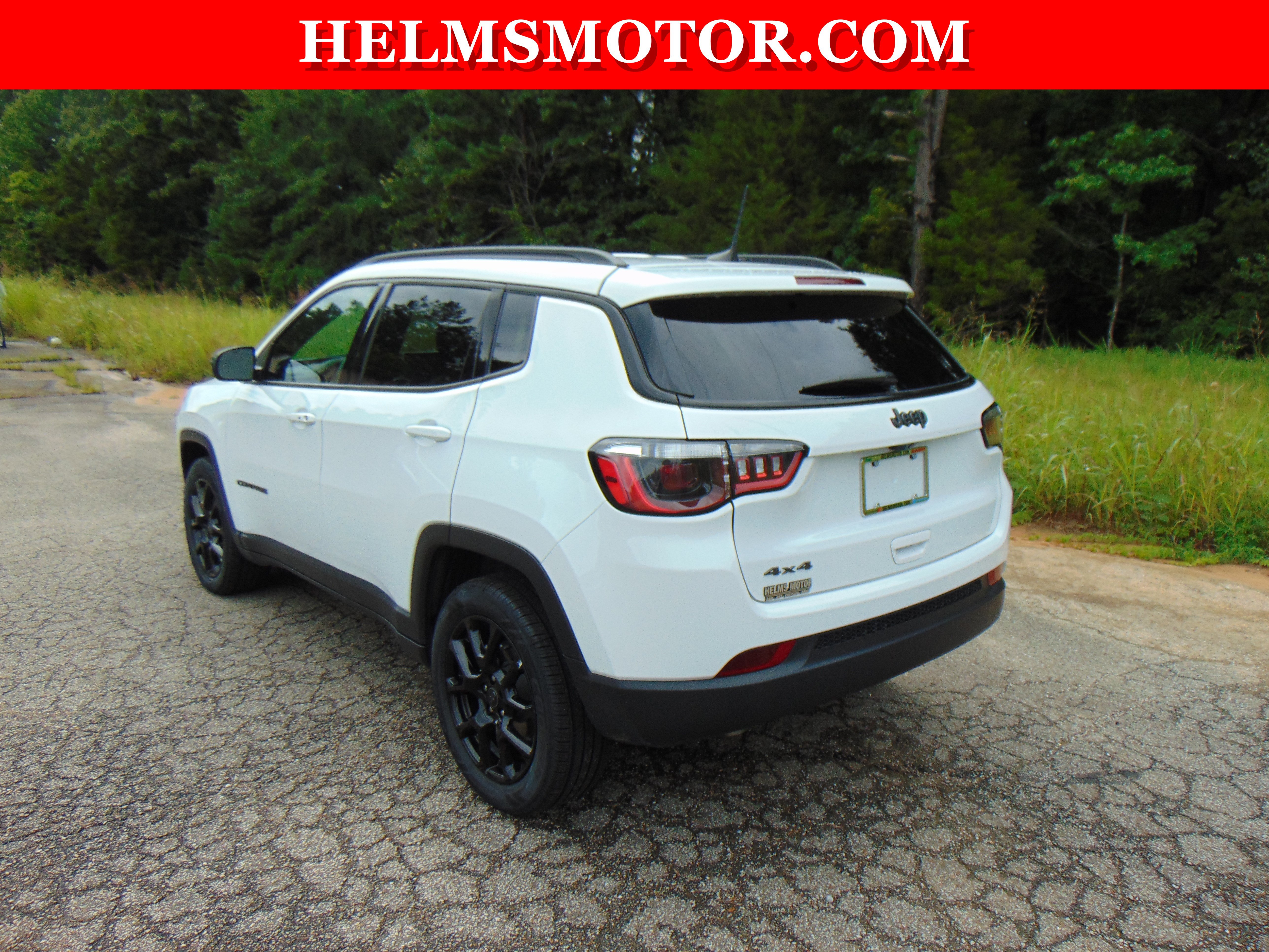 Certified 2025 Jeep Compass Latitude w/ Altitude Special Edition AWD/4WD image 10