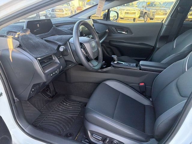 Certified 2026 Toyota Prius XLE FWD image 25