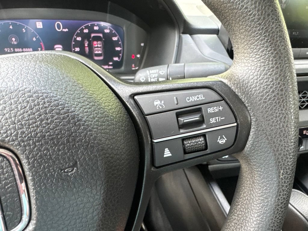 Used 2025 Honda Accord SE image 17