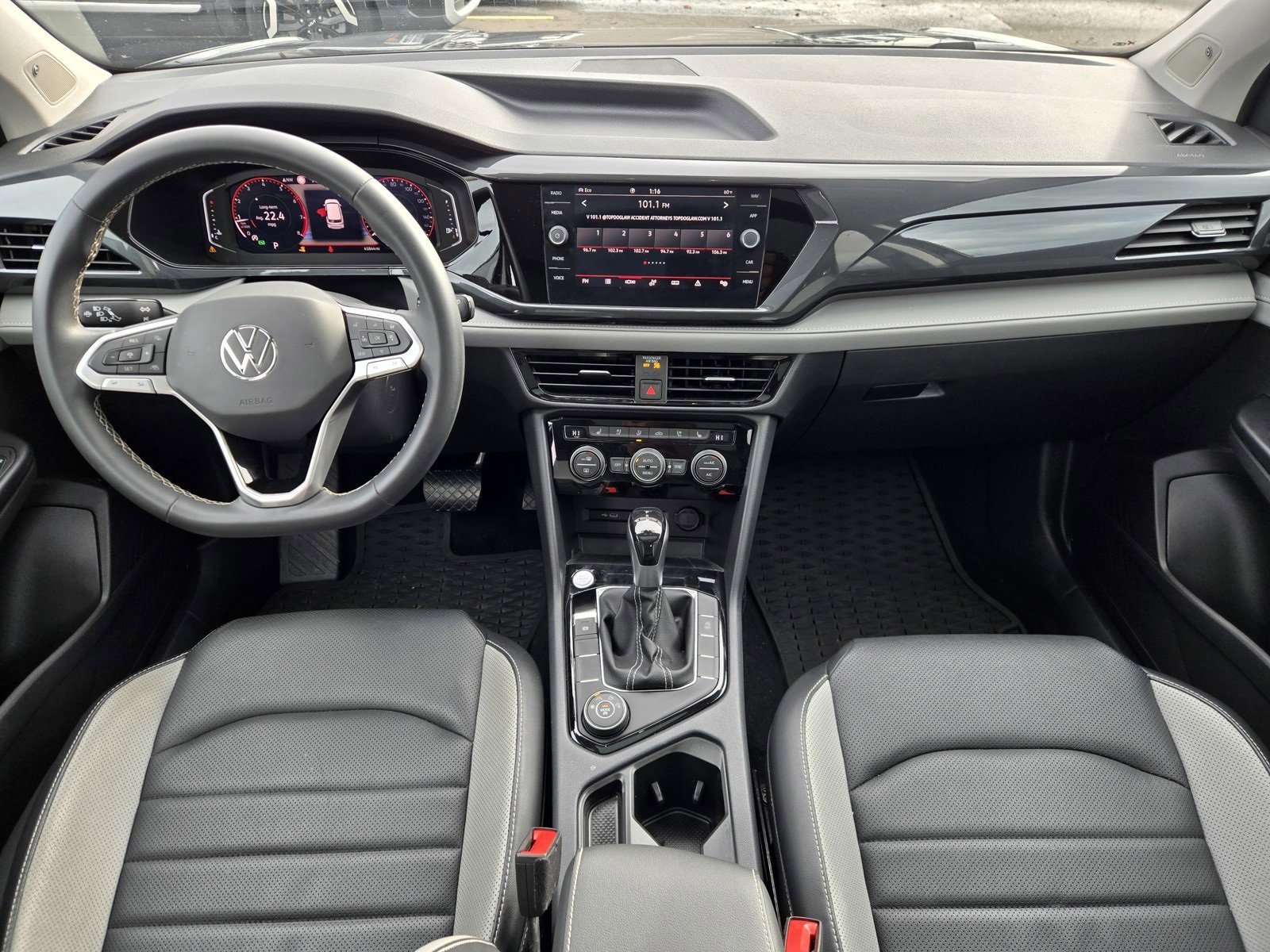 Used 2022 Volkswagen Taos SEL image 14