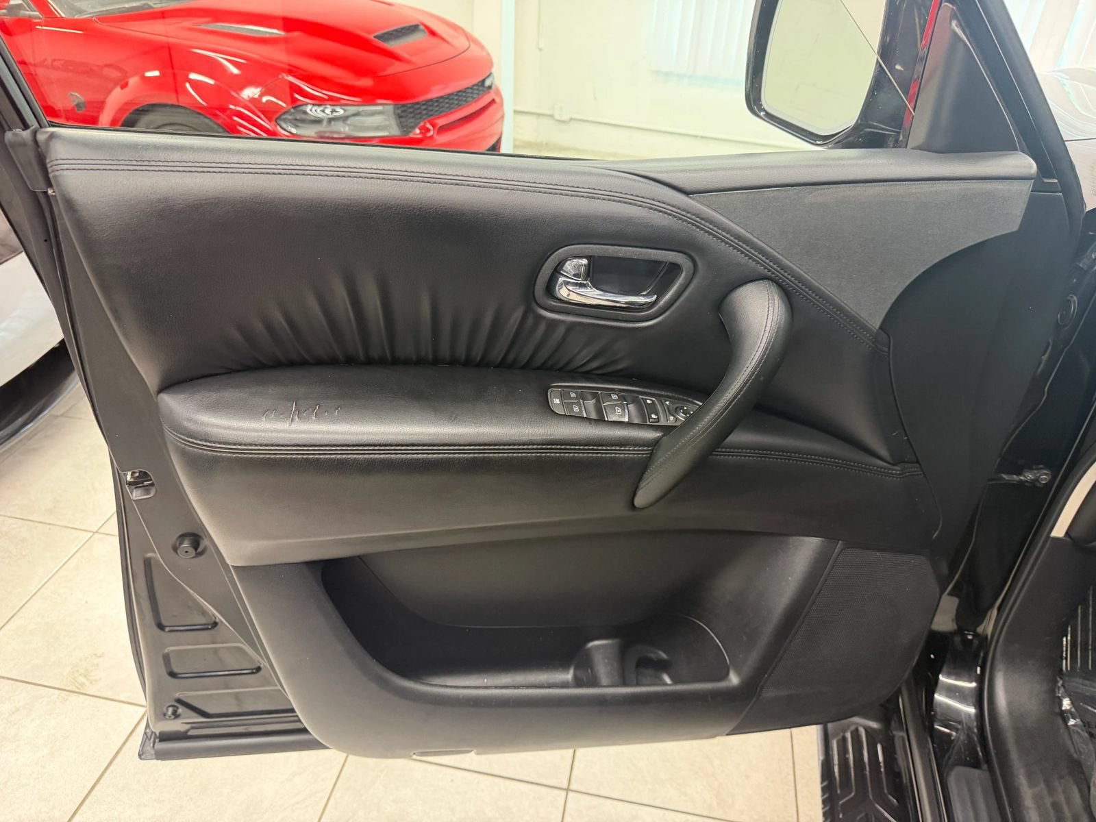 Used 2021 Nissan Armada SV RWD image 13