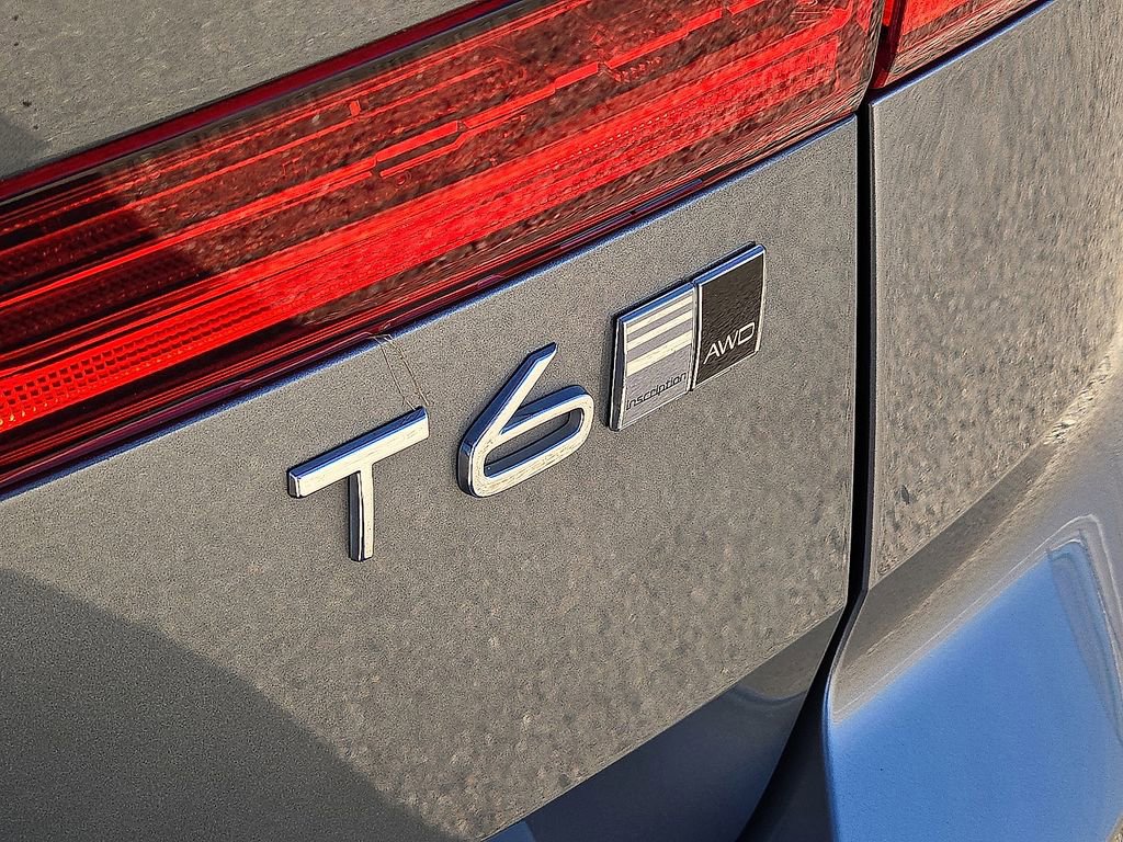 Certified 2020 Volvo XC60 T6 Inscription w/ Protection Package Premier image 13