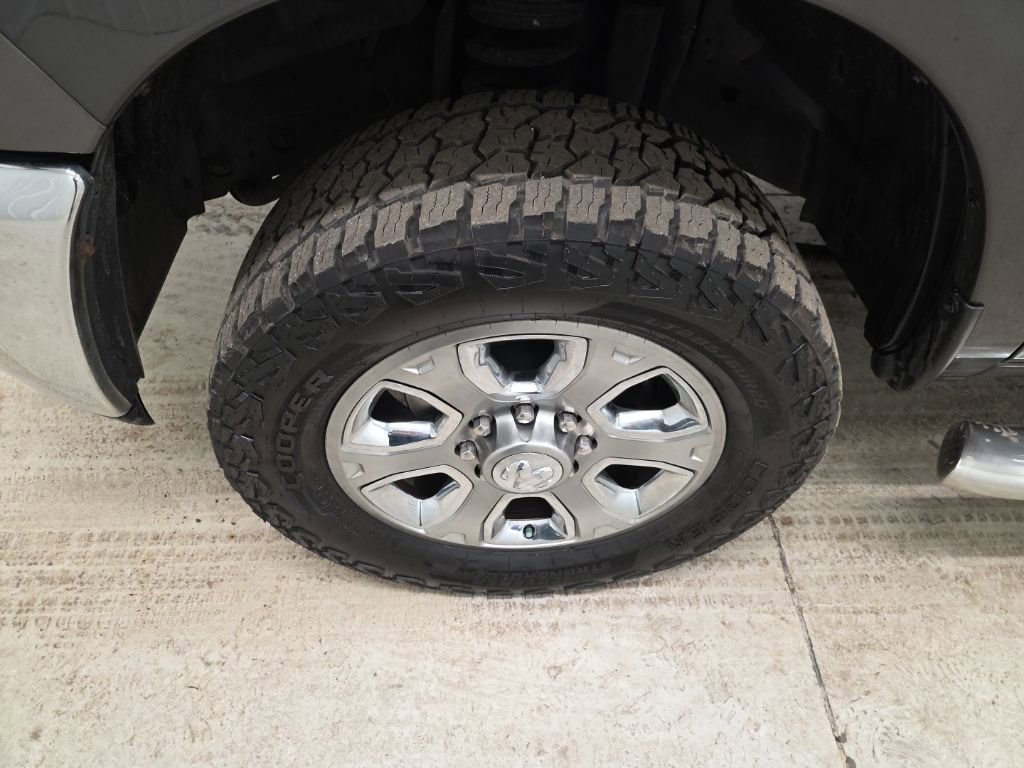 Used 2018 RAM 2500 Big Horn image 2