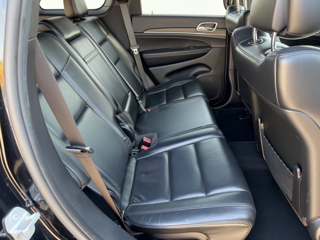 Used 2019 Jeep Grand Cherokee Limited AWD/4WD image 29