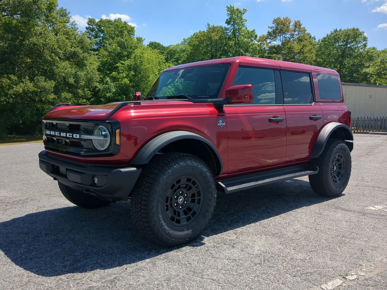 New 2026 Ford Bronco Outer Banks w/ Sasquatch Package AWD/4WD image 6