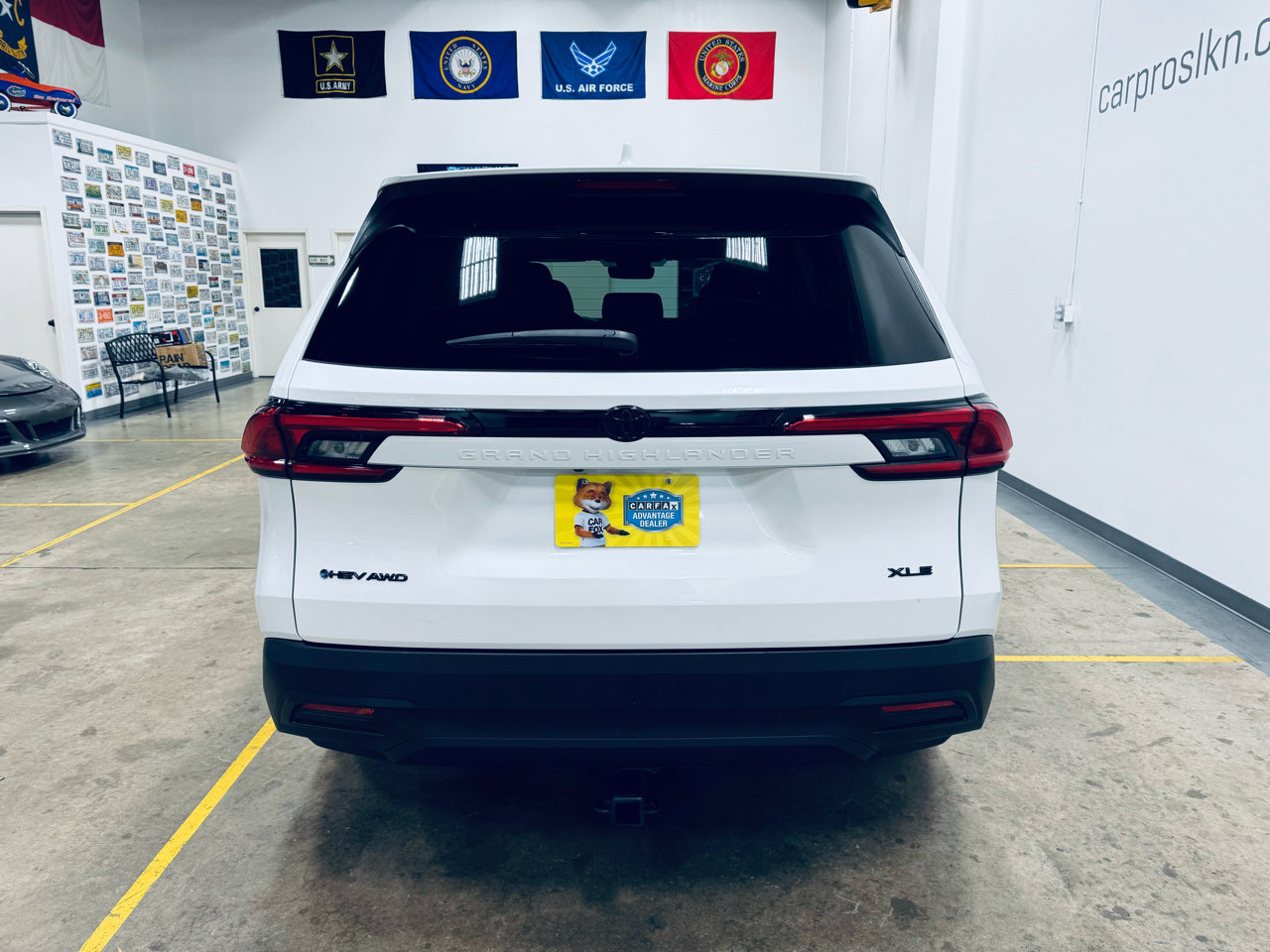 Used 2024 Toyota Grand Highlander AWD Hybrid image 6