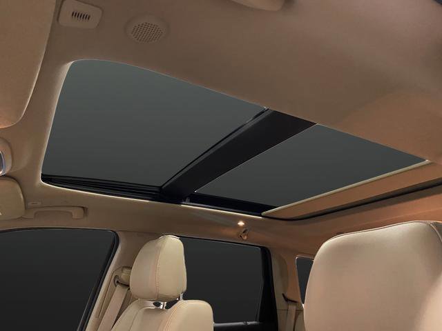 Used 2021 Jeep Grand Cherokee Limited w/ Luxury Group II image 11