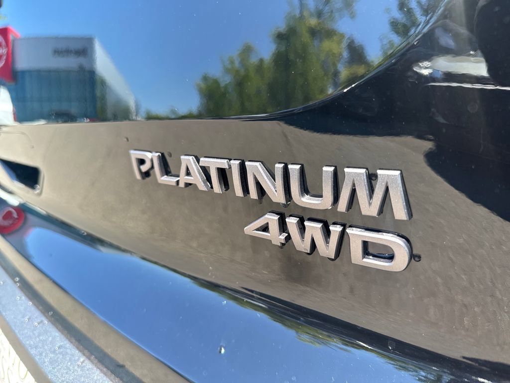 Used 2026 Nissan Pathfinder Platinum AWD/4WD image 42