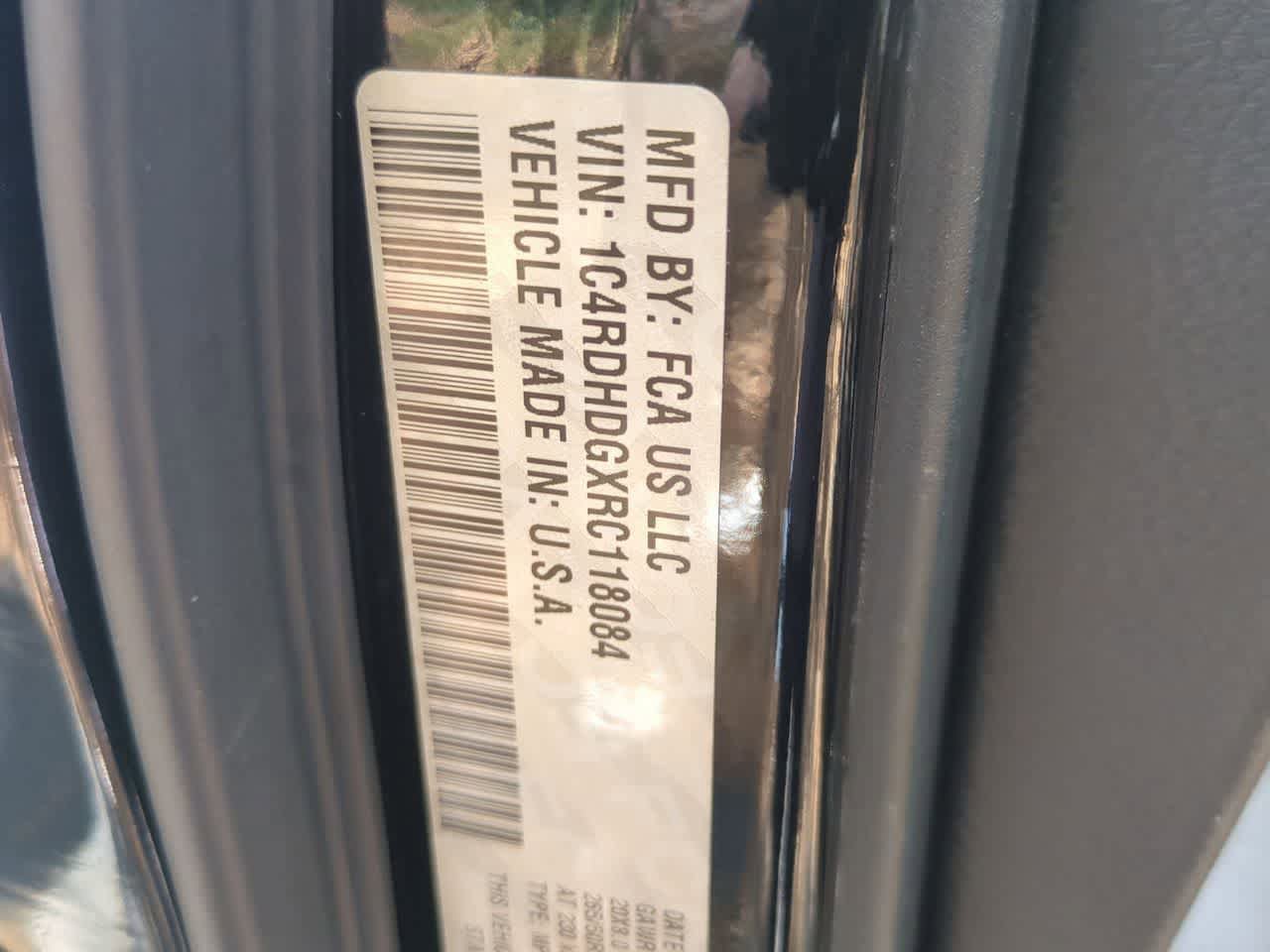 Used 2024 Dodge Durango GT RWD image 38