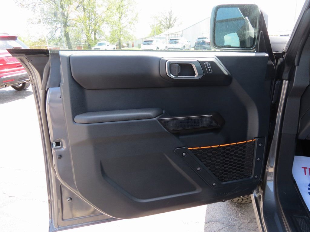 Used 2024 Ford Bronco Badlands image 26