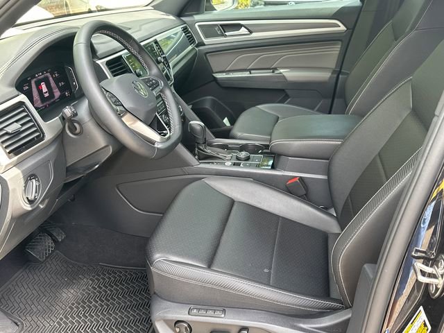 Certified 2023 Volkswagen Atlas Cross Sport SEL image 9