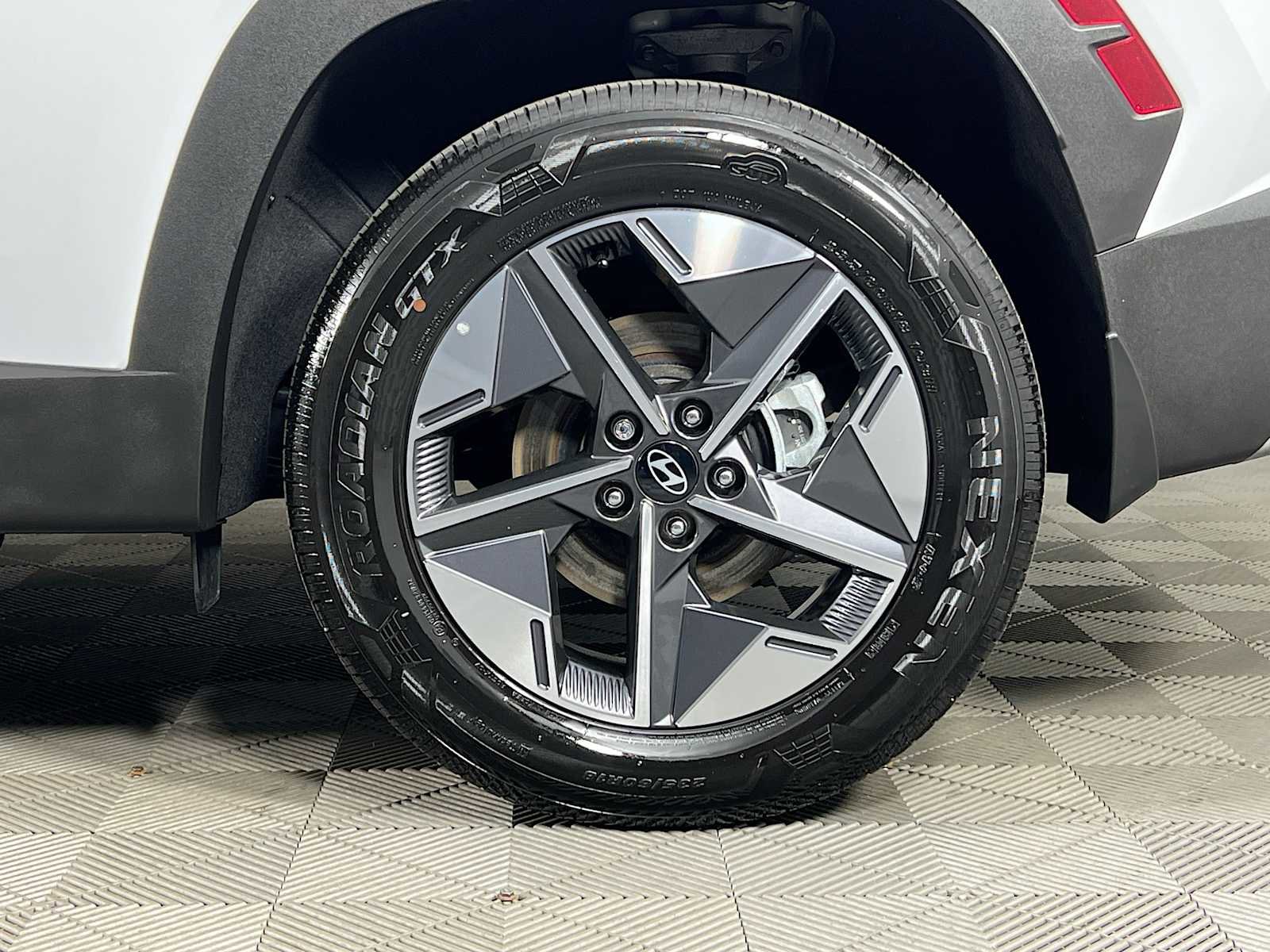 Certified 2025 Hyundai Tucson SEL image 31