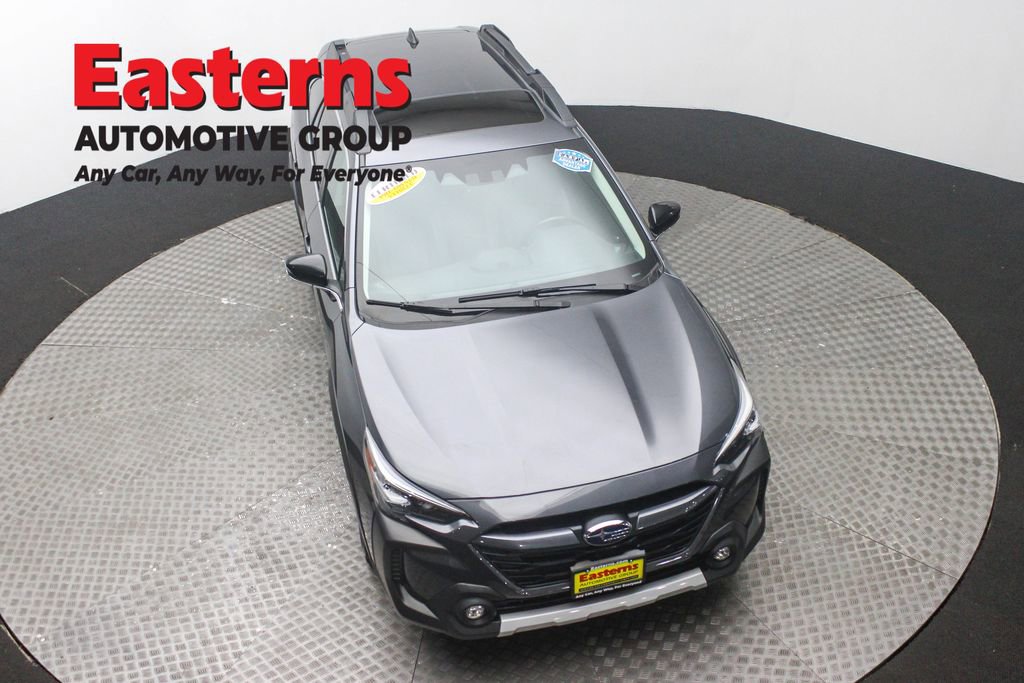 Used 2023 Subaru Outback Limited XT image 3