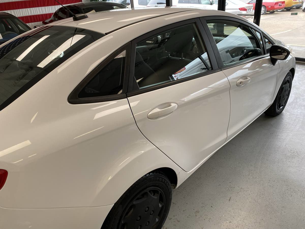 Used 2015 Ford Fiesta S FWD image 10
