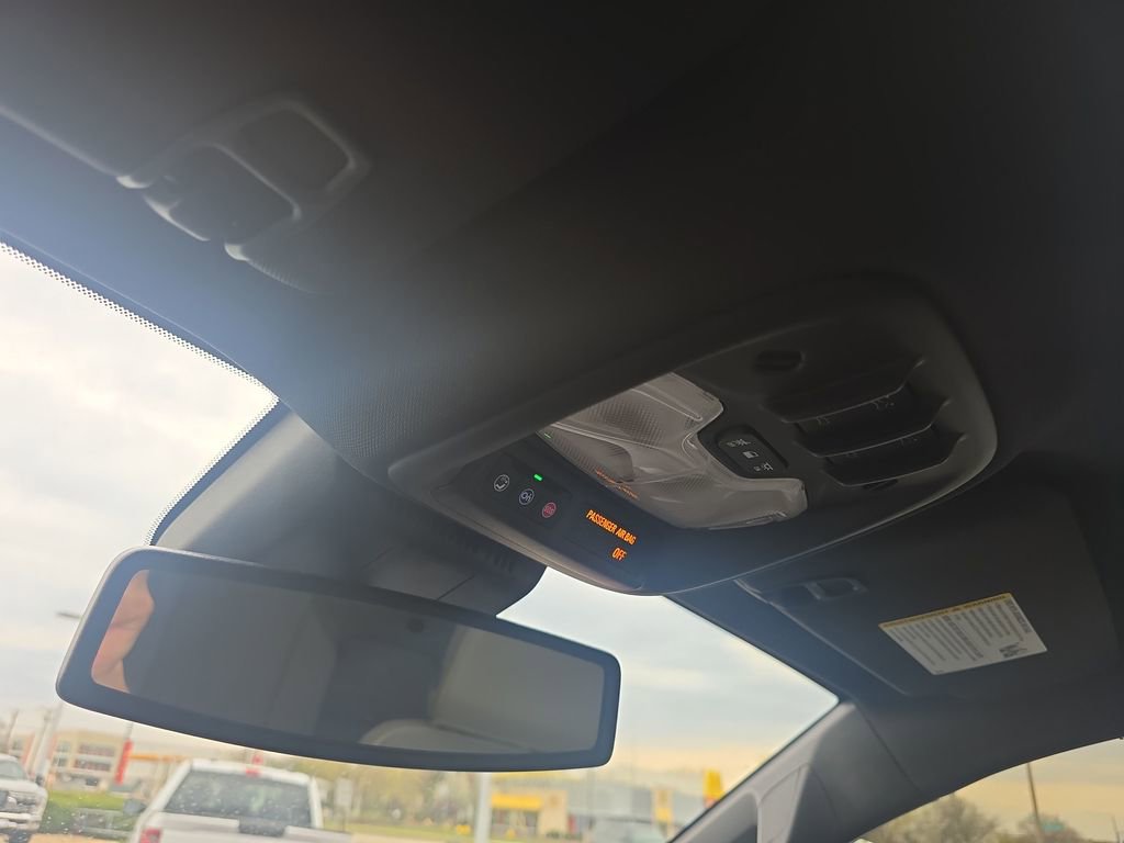 Used 2024 Chevrolet Colorado ZR2 w/ Technology Package AWD/4WD image 40