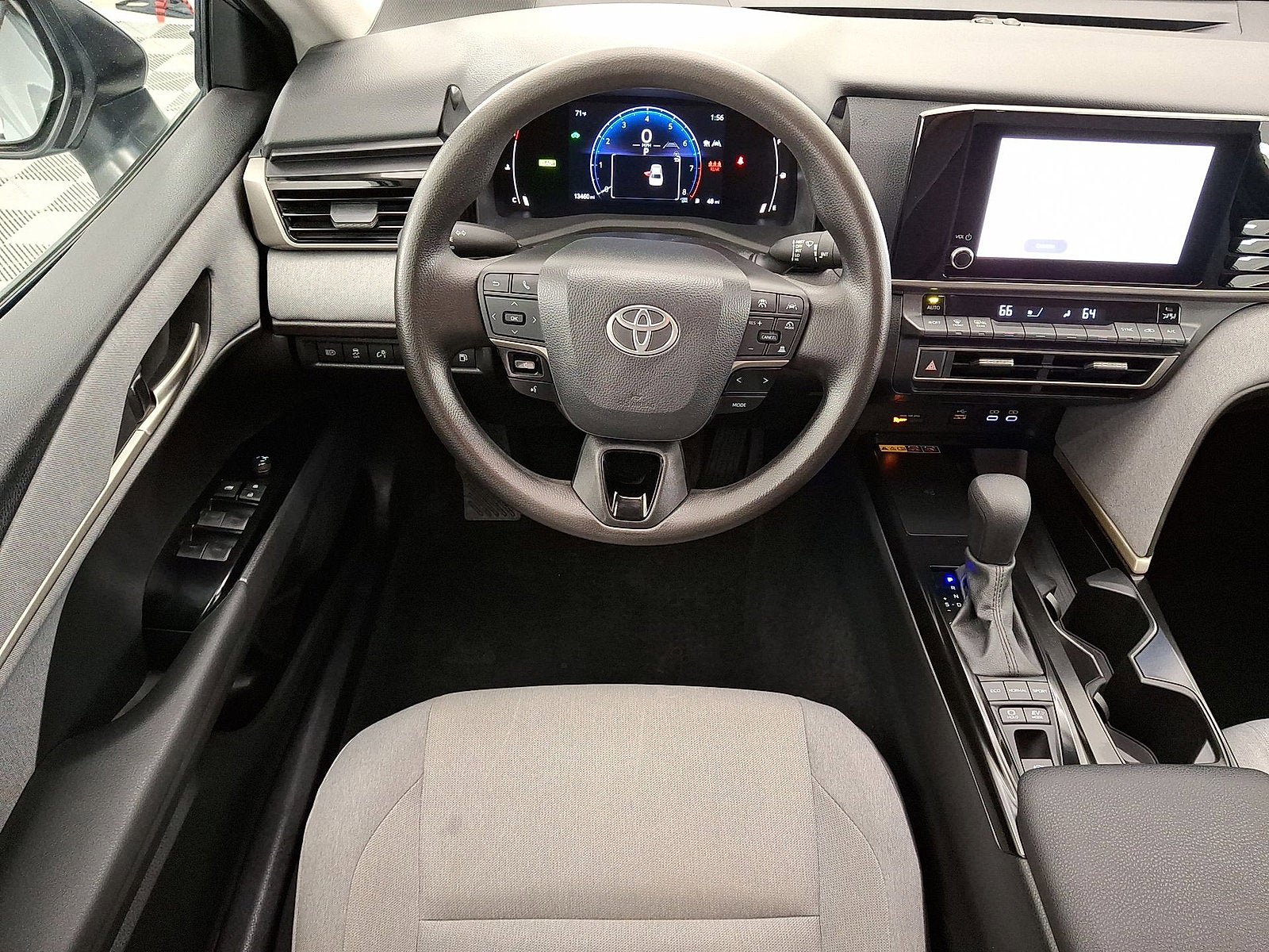 Used 2025 Toyota Camry LE w/ Convenience Package FWD image 12