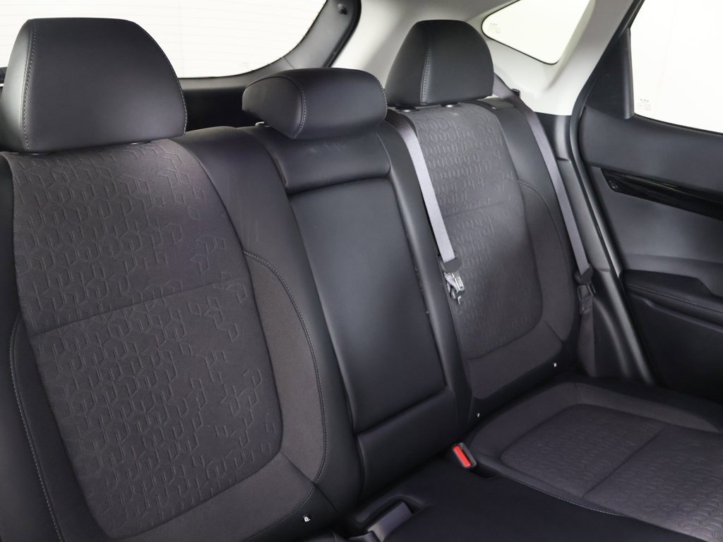 Used 2025 Kia Seltos S image 31